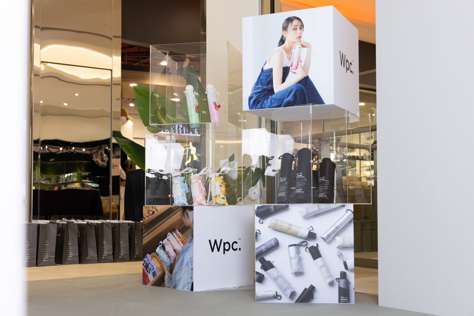 日本人氣傘品Wpc.快閃登台！LaLaport南港「傘．就是時尚」打卡新熱點
