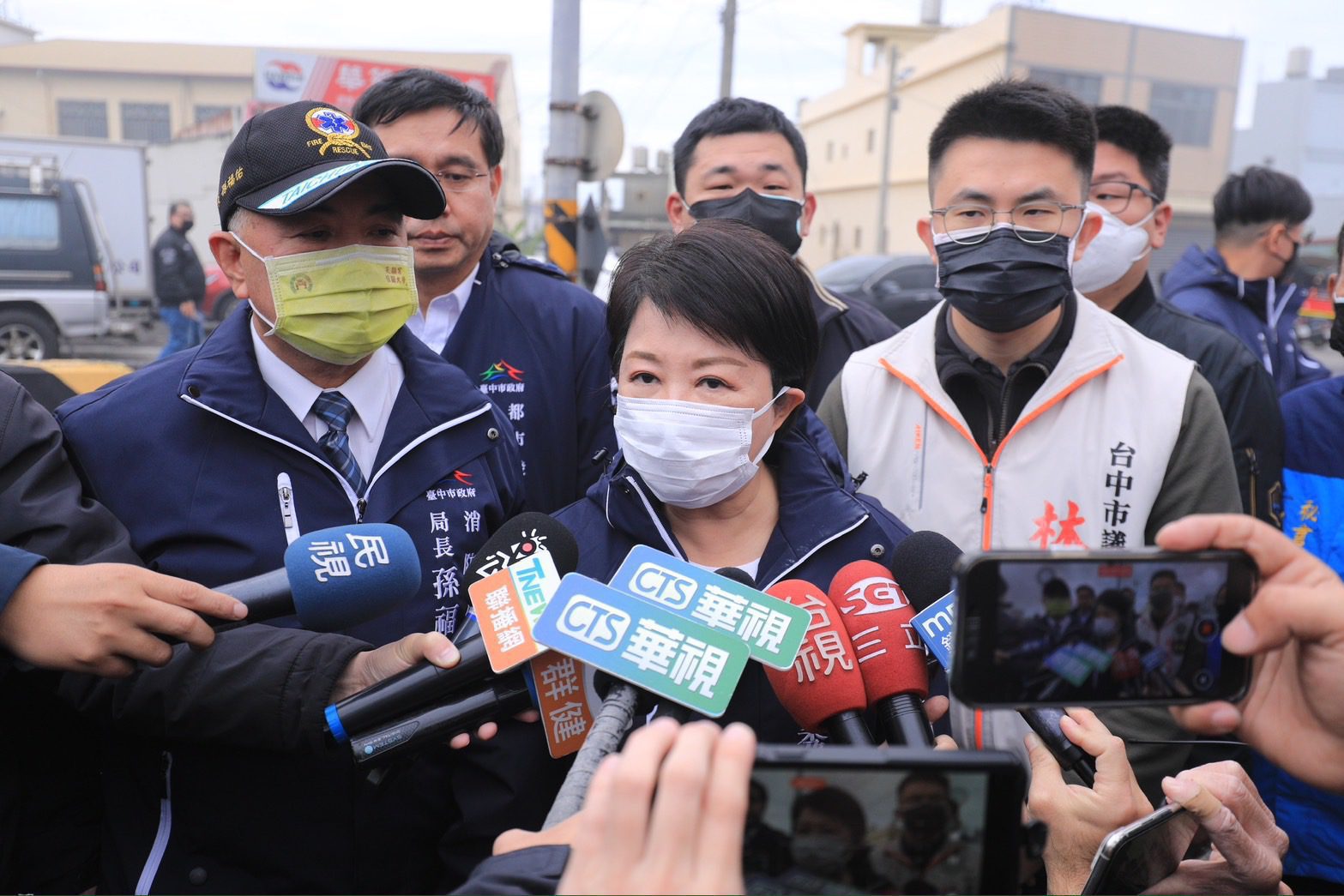 全聯大肚廠房新建工程火警 　盧市長趕赴現場指示全力救援