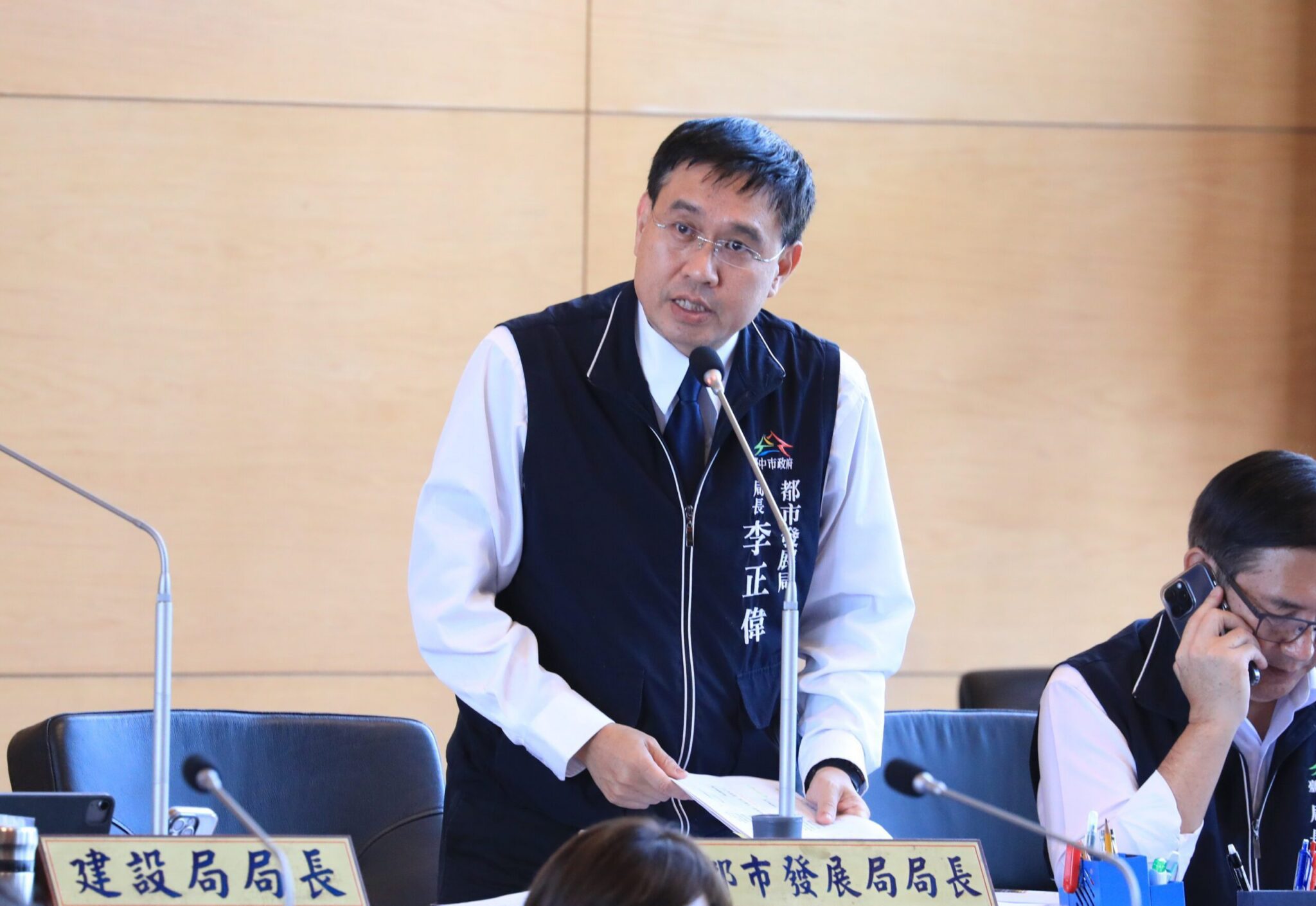 議員關心新光三越氣爆後復業進度 　中市都發局：完成整體安全評估即可申請恢復使用