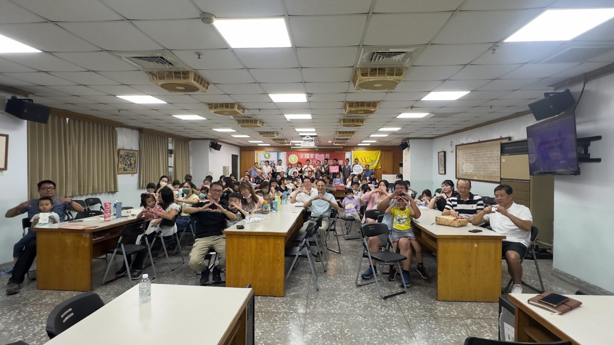 中市強化家校合作推動數位教育　數位學習親子活動暑期熱鬧登場
