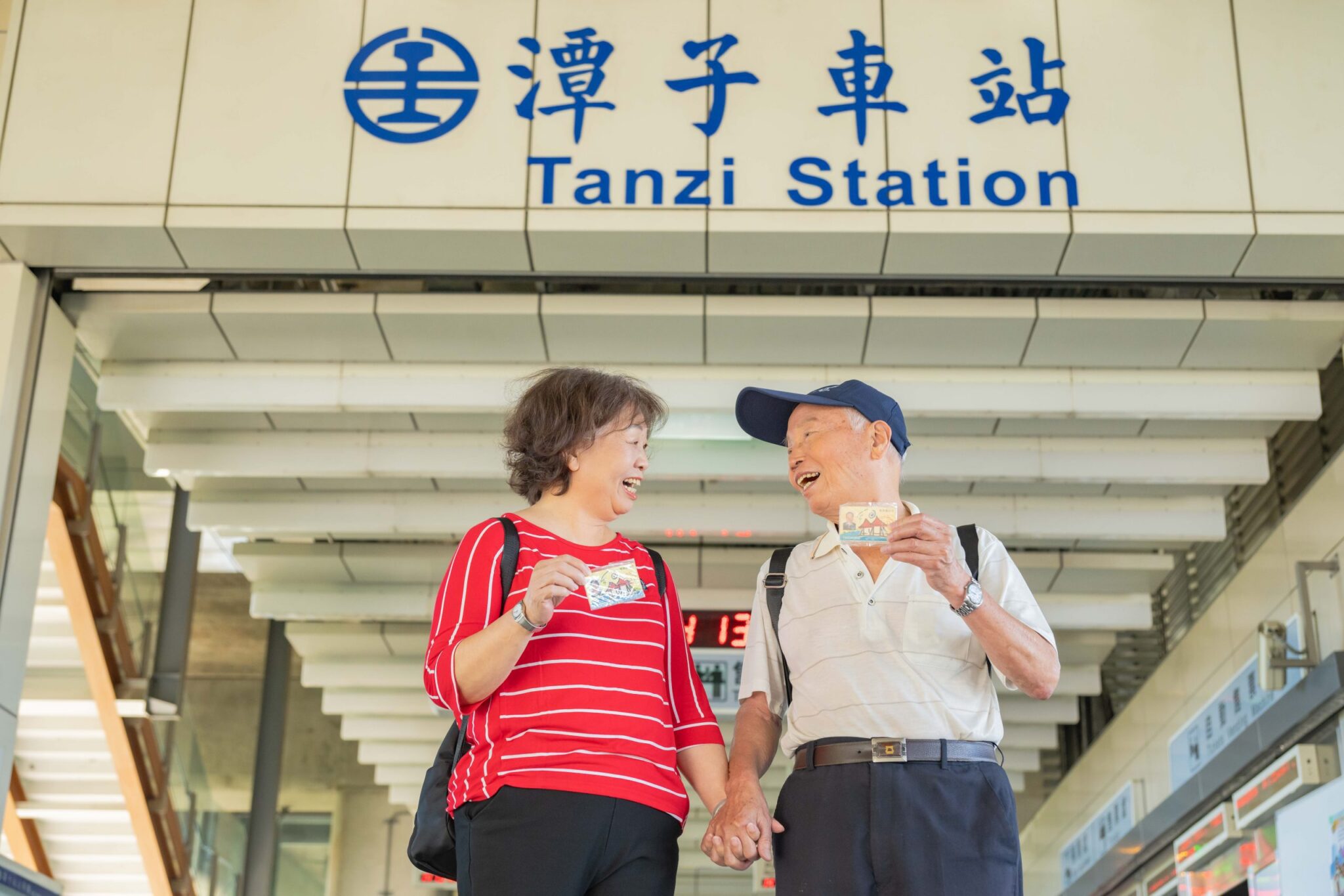 持續照顧長輩　台中敬老愛心卡搭火車貼心升級