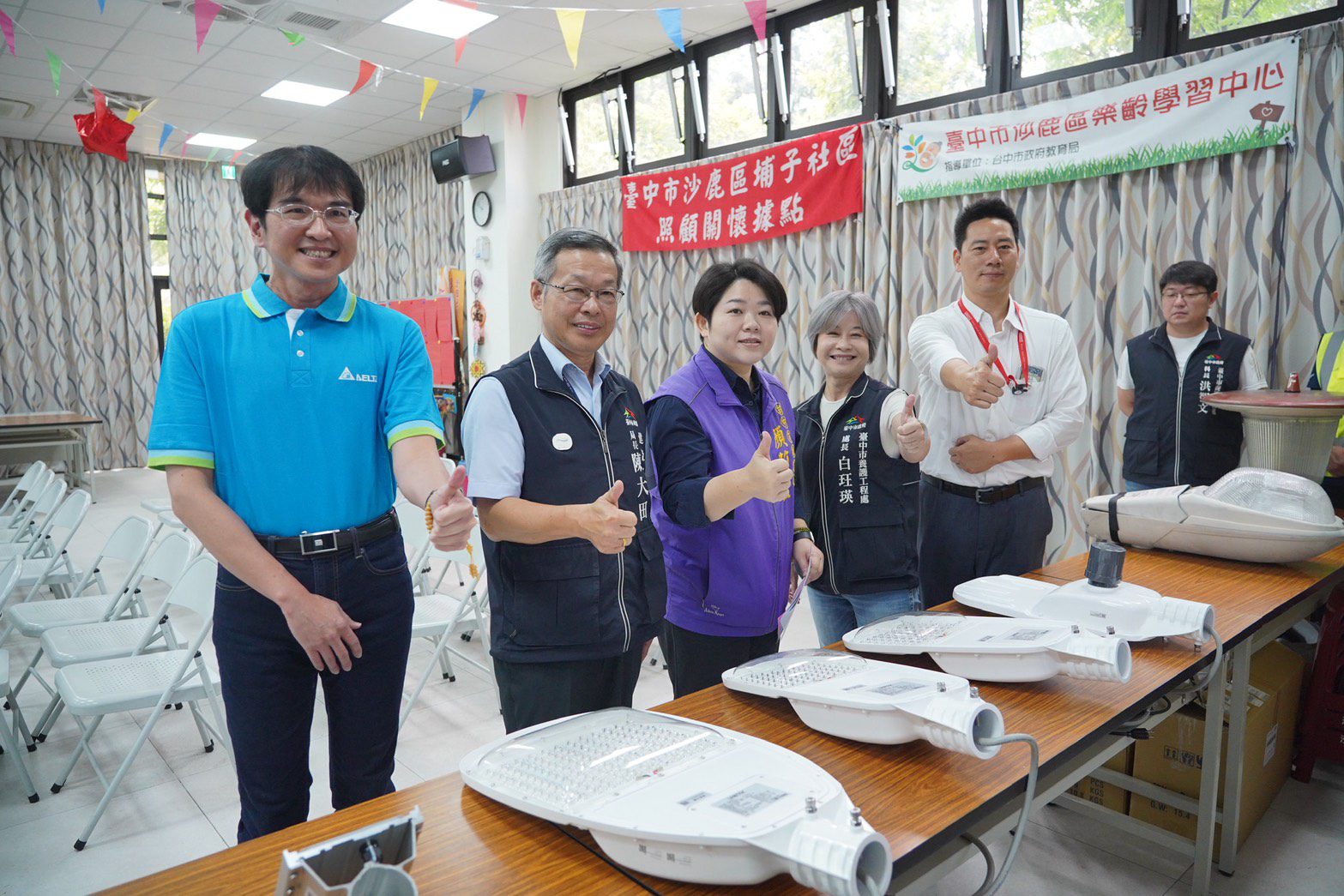 中市「增亮減碳」計畫年省8,000萬度電! 建設局辦說明會獲地方齊聲肯定 中市「增亮減碳」計畫年省8,000萬度電! 建設局辦說明會獲地方齊聲肯定