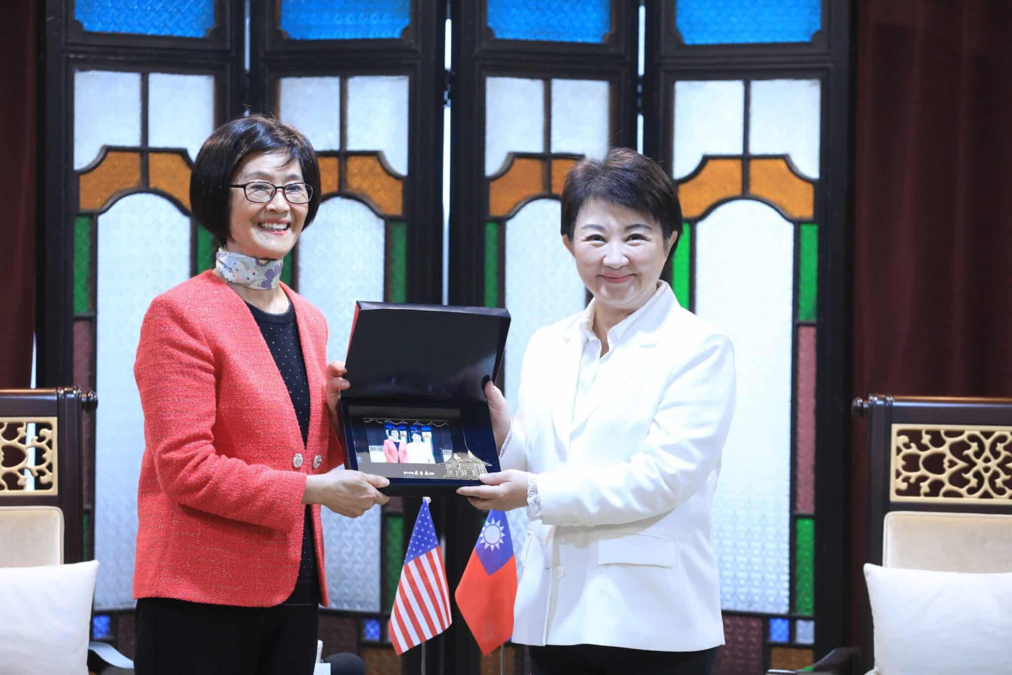 北美洲台灣商會聯合總會訪團拜會台中市府　盧市長：盼共同支持台灣產業