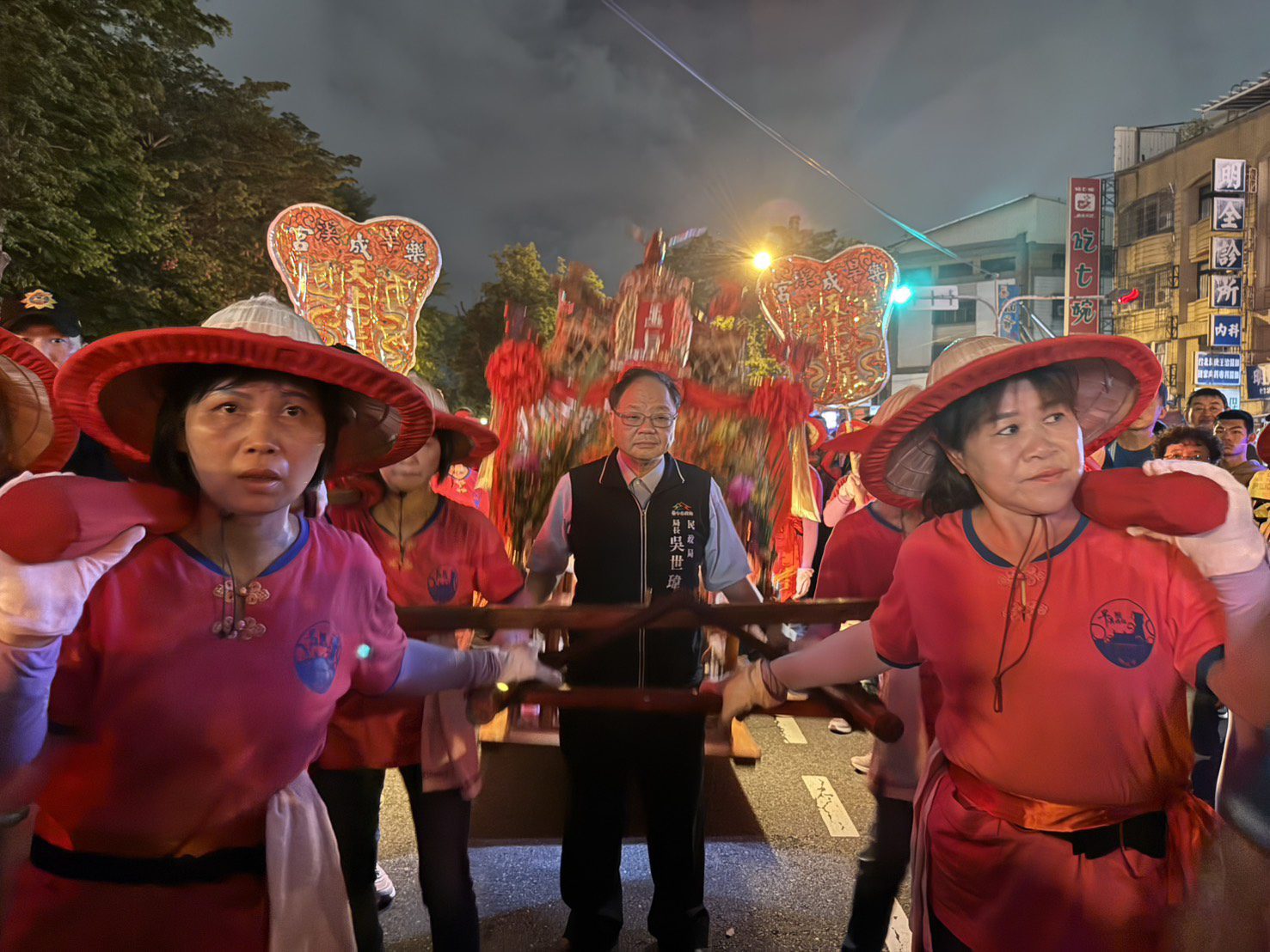 旱溪媽祖遶境十八庄圓滿成功　民政局長恭迎安座 祈求國泰民安