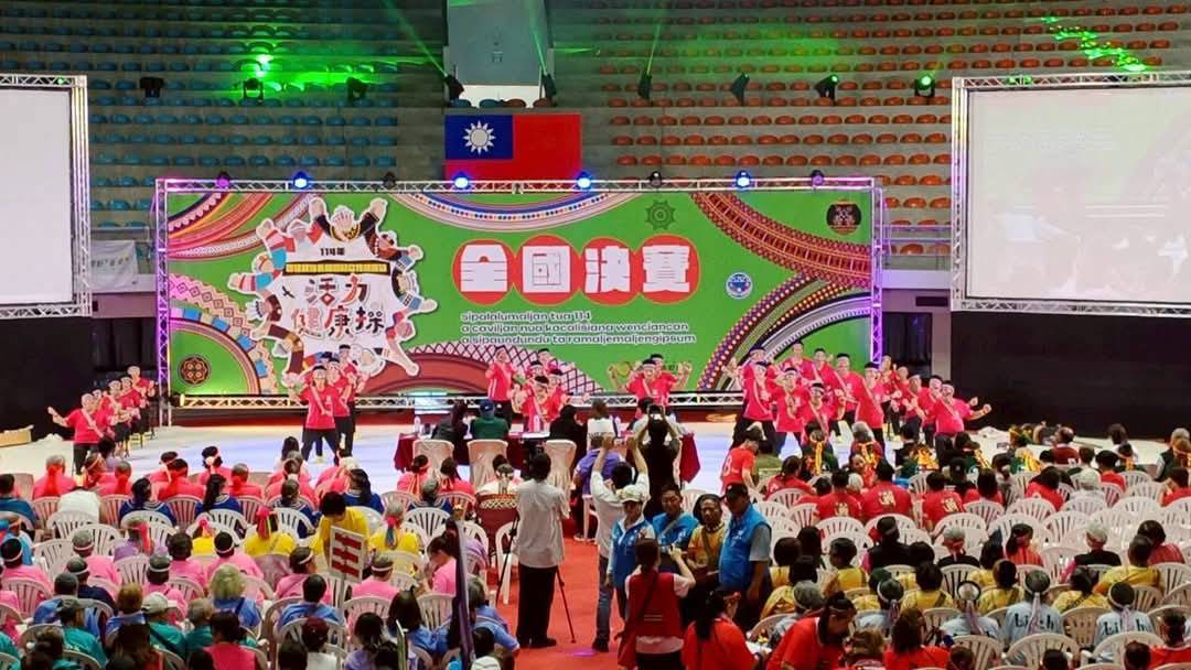 台中原民文健站遠征台東　獲全國活力健康操最佳造型獎