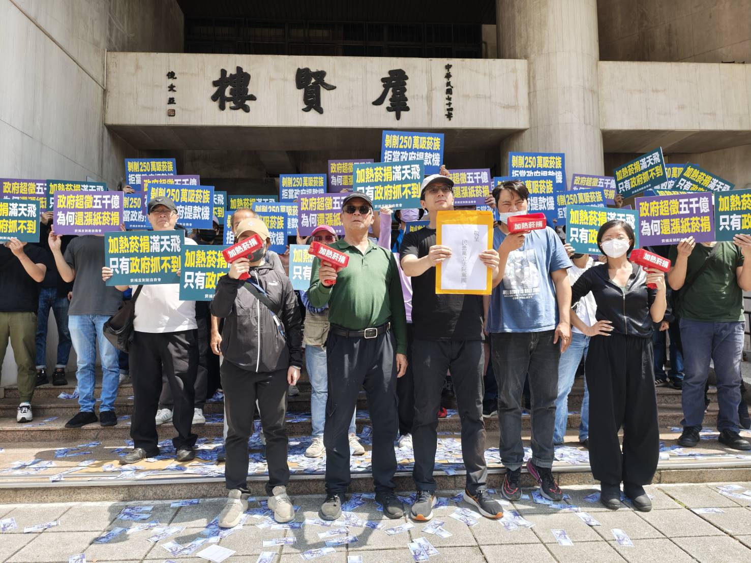 政府想漲紙菸捐　吸菸族投書嗆問為何不收加熱菸捐？