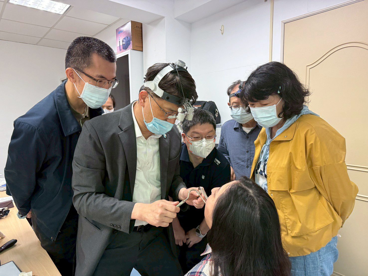 跨專科合作強化口腔癌防治戰力 基隆衛生局開辦口腔黏膜篩檢訓練 跨專科合作強化口腔癌防治戰力 基隆衛生局開辦口腔黏膜篩檢訓練