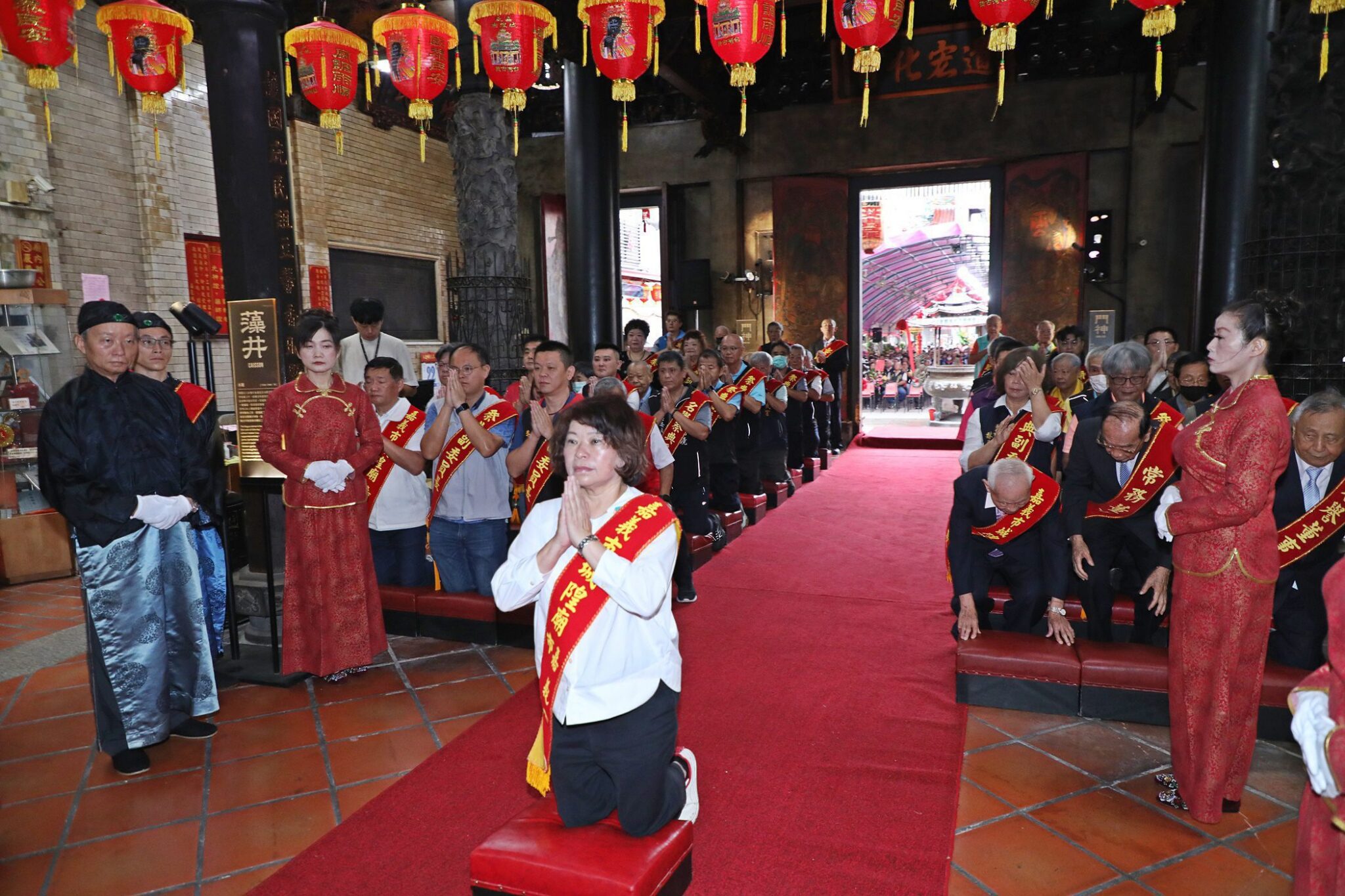 嘉義城隍尊神聖誕　黃敏惠循古禮祈願國泰民安