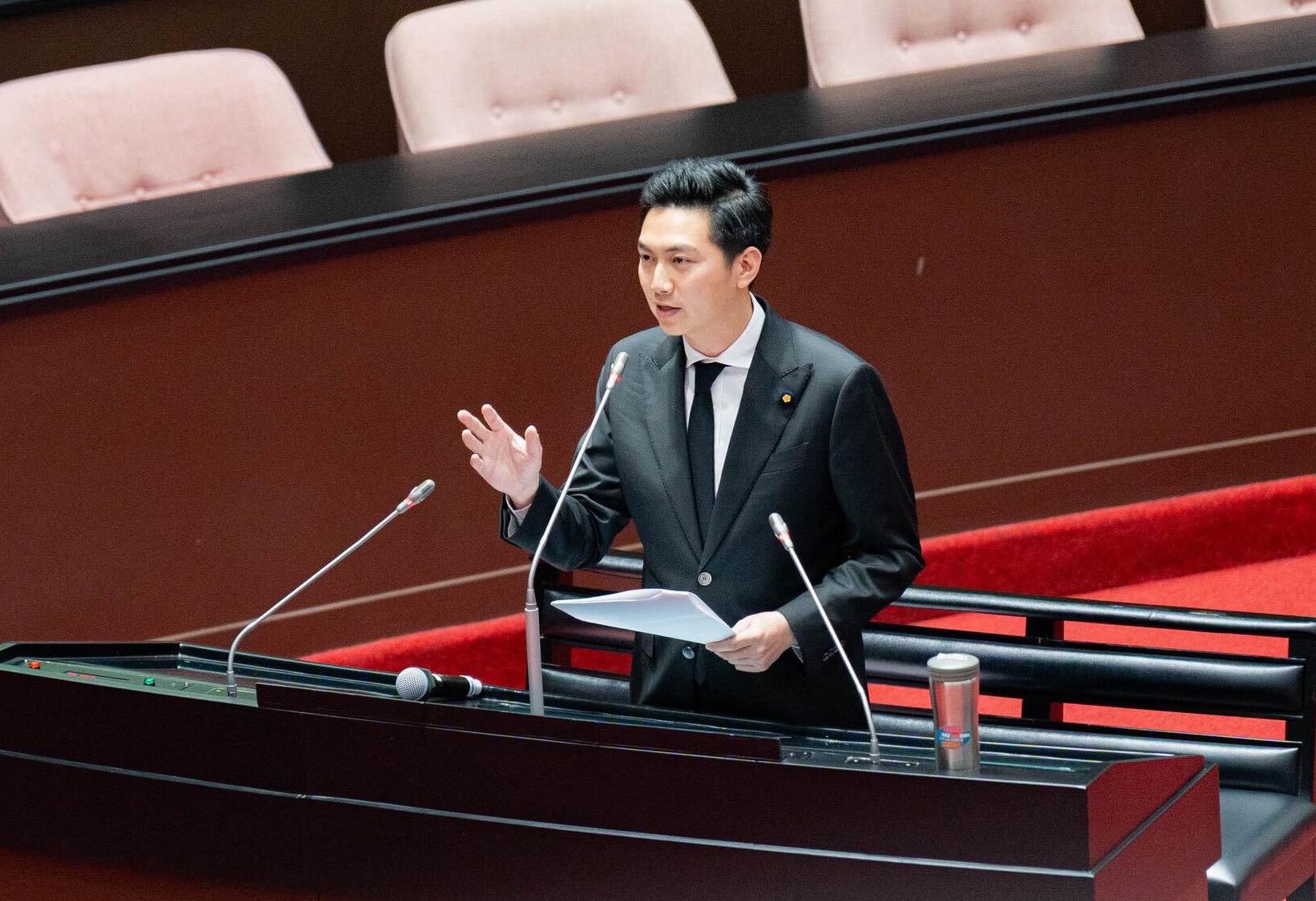 廖偉翔守護學童民眾步行安全　爭取經費1.1億再添3500萬