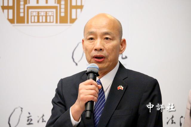 韓國瑜發怒政院會副署？網路投票94%不看好