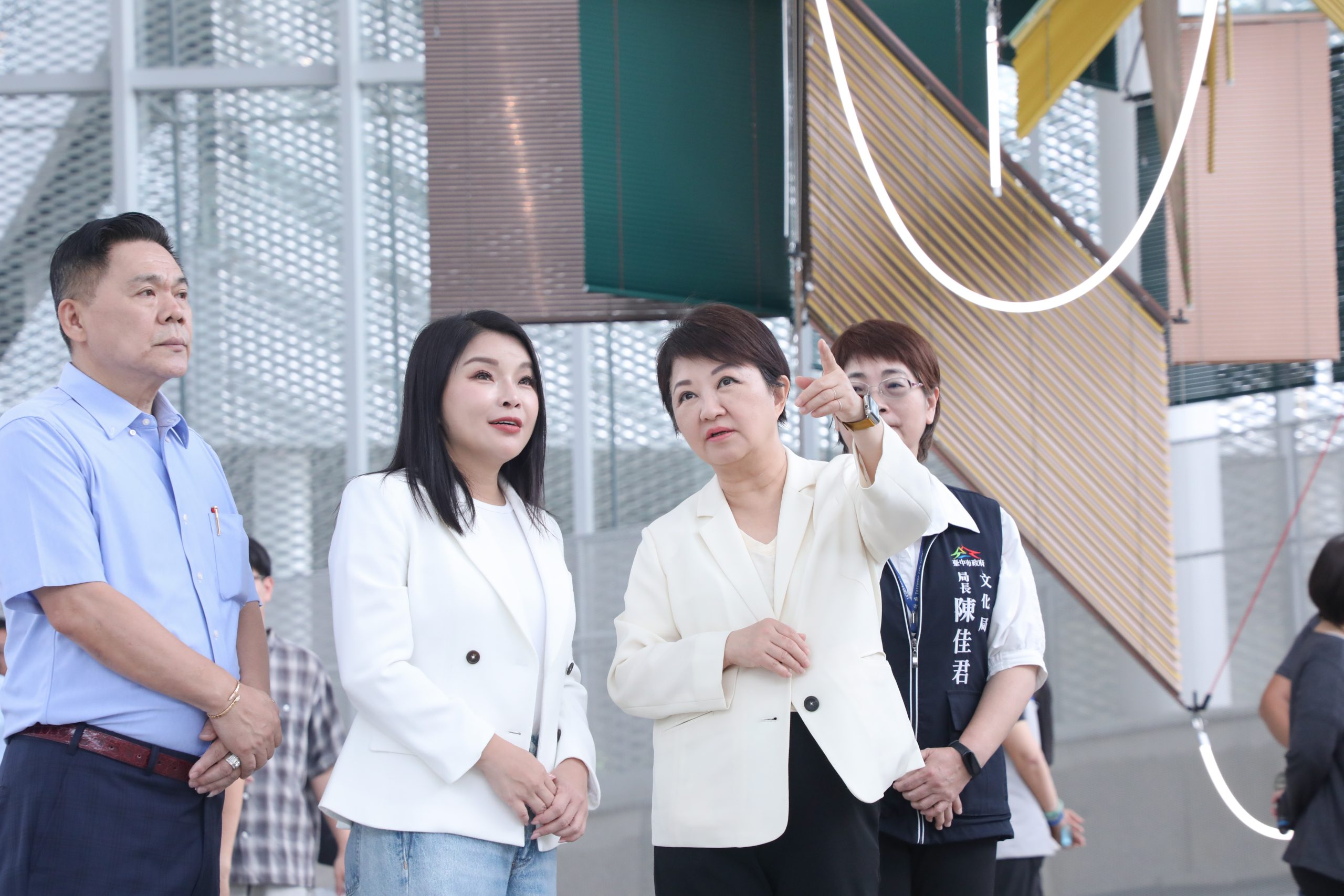 深化中台灣城市建設交流！ 立委張嘉郡參訪台中綠美圖　盧市長：共同提升文化生活品質