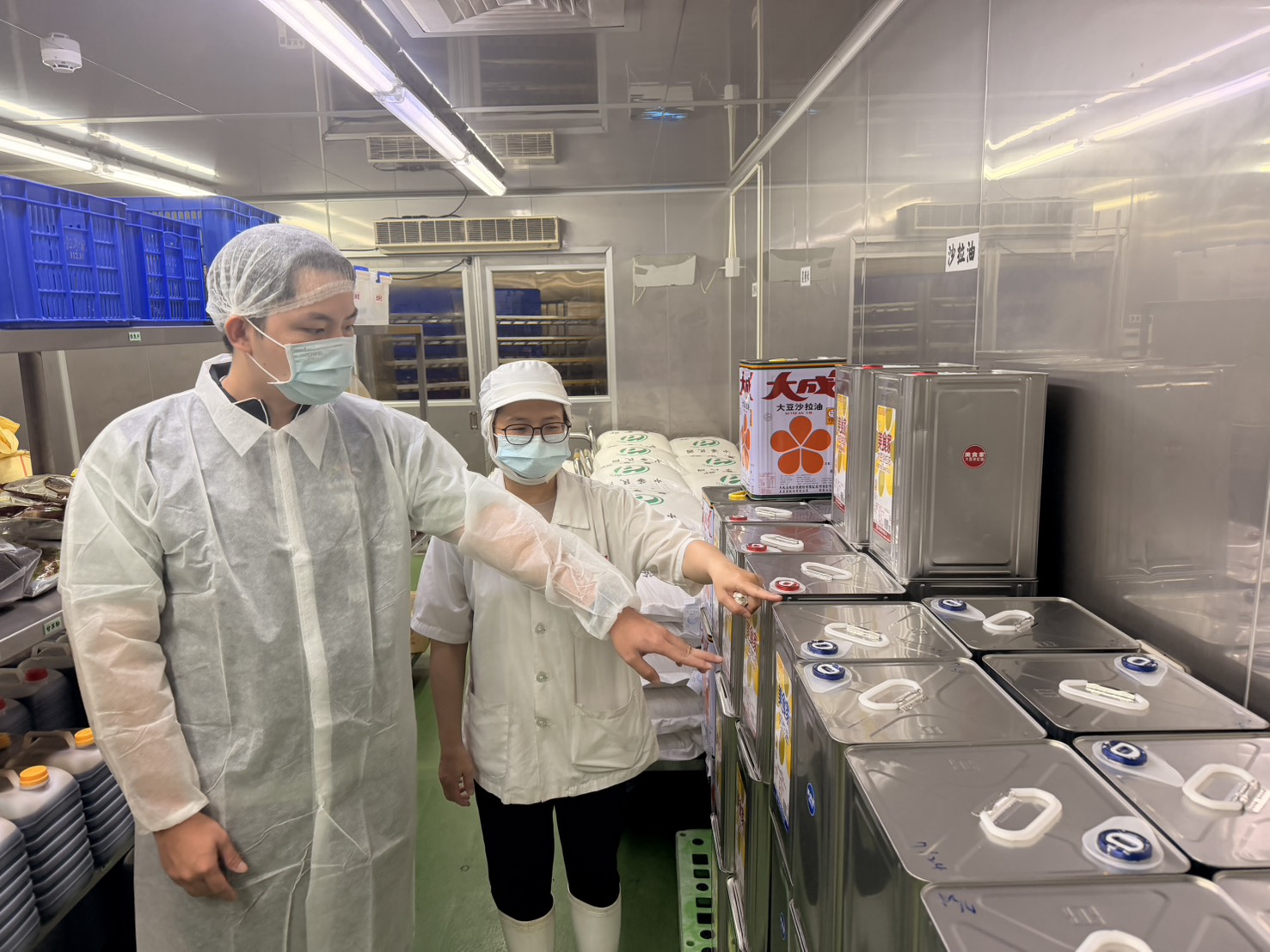 守護孩子餐桌！　中市教育局、衛生局跨局處稽查校園午餐食安