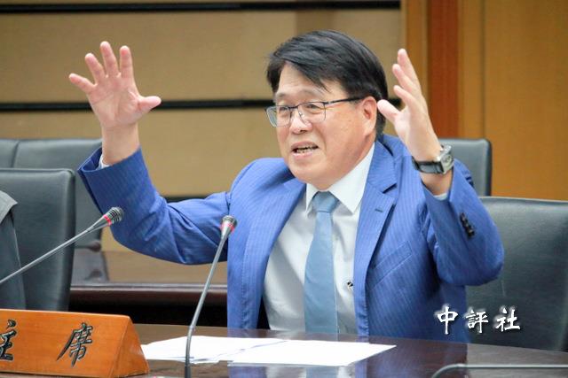公投一票多案將表決 游盈隆批恐成選務災難 公投一票多案將表決 游盈隆批恐成選務災難
