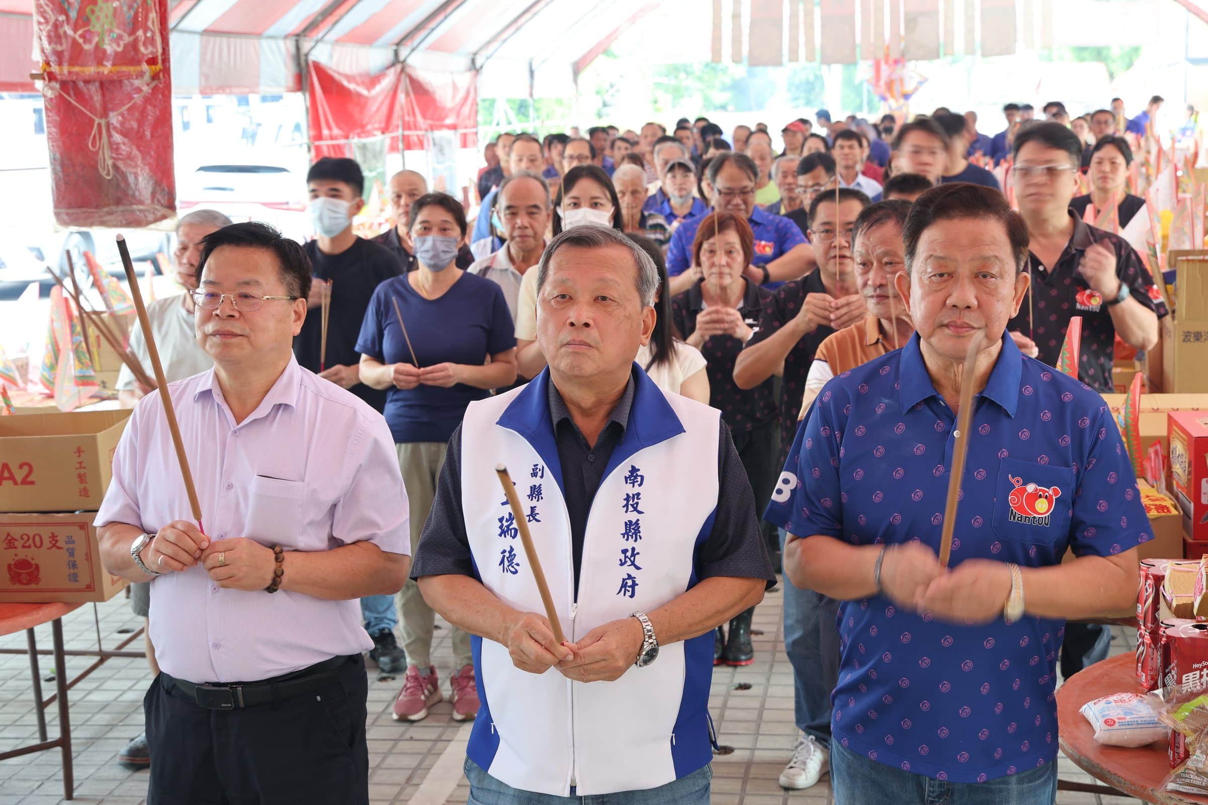 南投縣農產運銷公司普度法會 王副縣長開香祈福