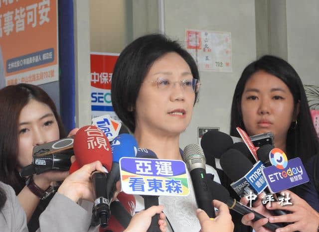 總統府不滿機要費遭凍　翁曉玲：先公布三讀法律