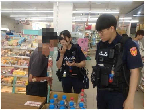 翁聽信外交官言詞　超商店員機警通報攔阻點數卡詐騙