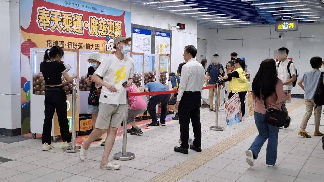 廣慈/奉天宮站首迎上班上課日　學生嗨喊「可多睡幾分鐘」通勤更便利