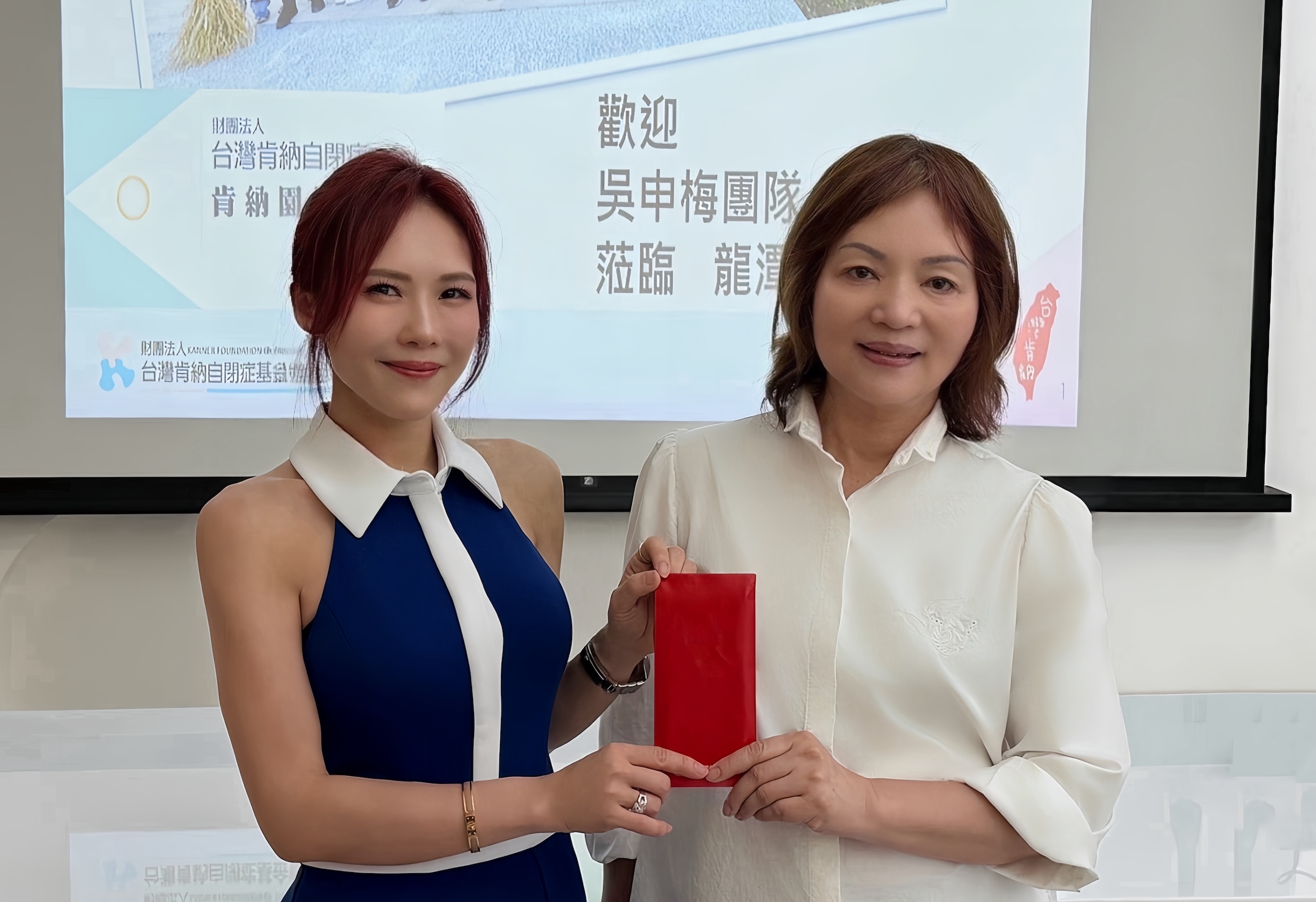 吳申梅4天中秋連假工作滿滿 夫妻提前屋頂賞月