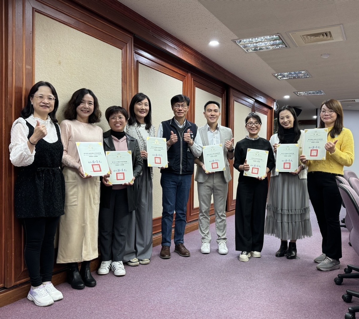 向辛勞的教職員工表達敬意　中市115年敬師禮券翻倍幸福加碼