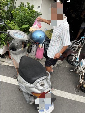 八旬老翁市場尋妻迷途忘車位　警細心排查協助會合