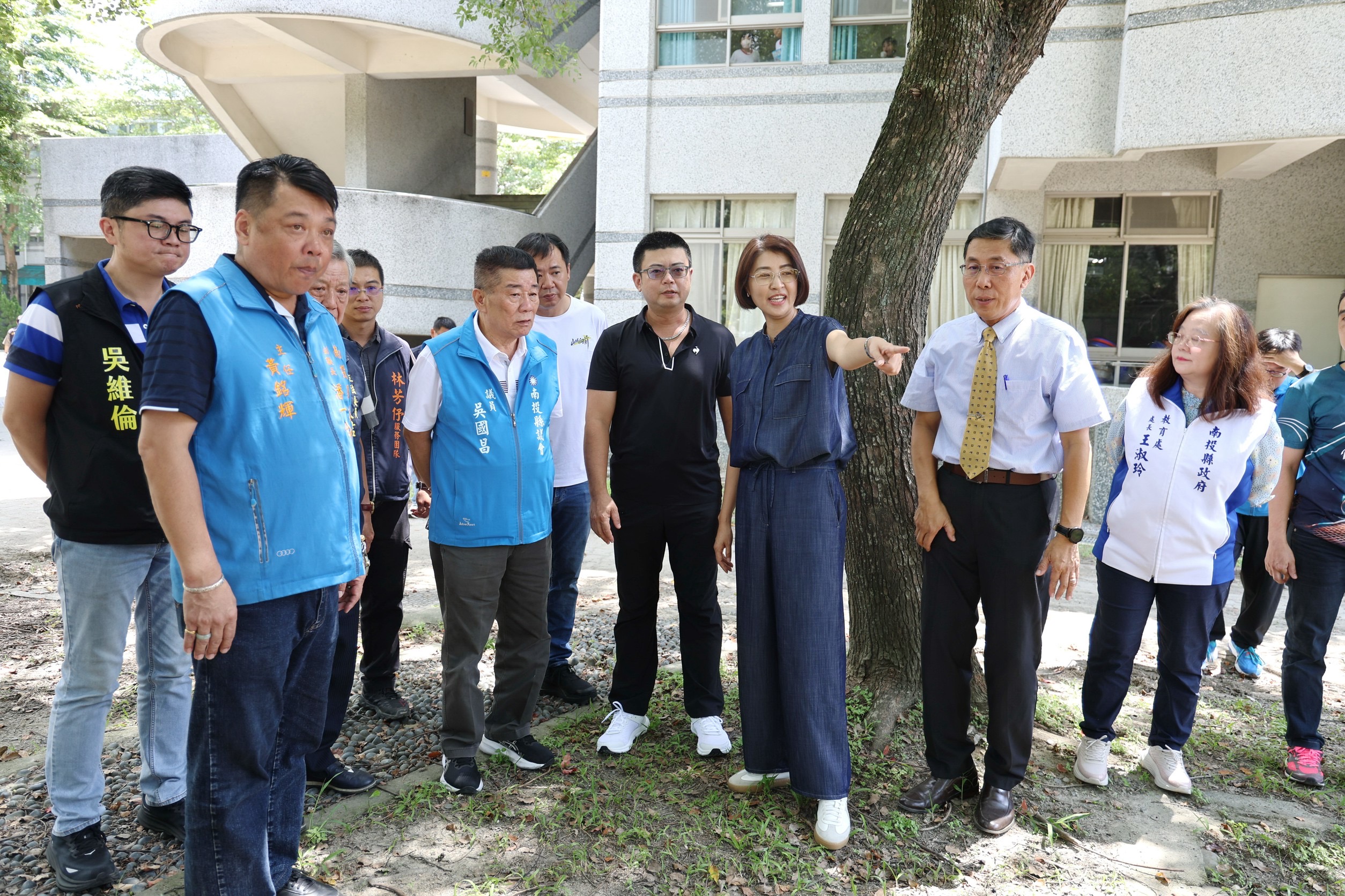 許縣長會勘埔里、仁愛5國中小 核定1,896餘萬元改善環境及設備 許縣長會勘埔里、仁愛5國中小 核定1,896餘萬元改善環境及設備