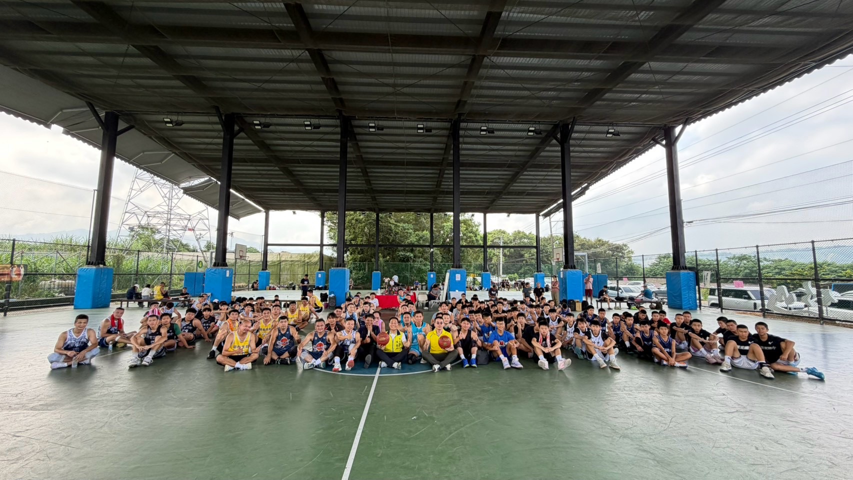 竹山盃秋季籃球聯賽開打 15隊熱血集結、280人同場較勁 竹山盃秋季籃球聯賽開打 15隊熱血集結、280人同場較勁
