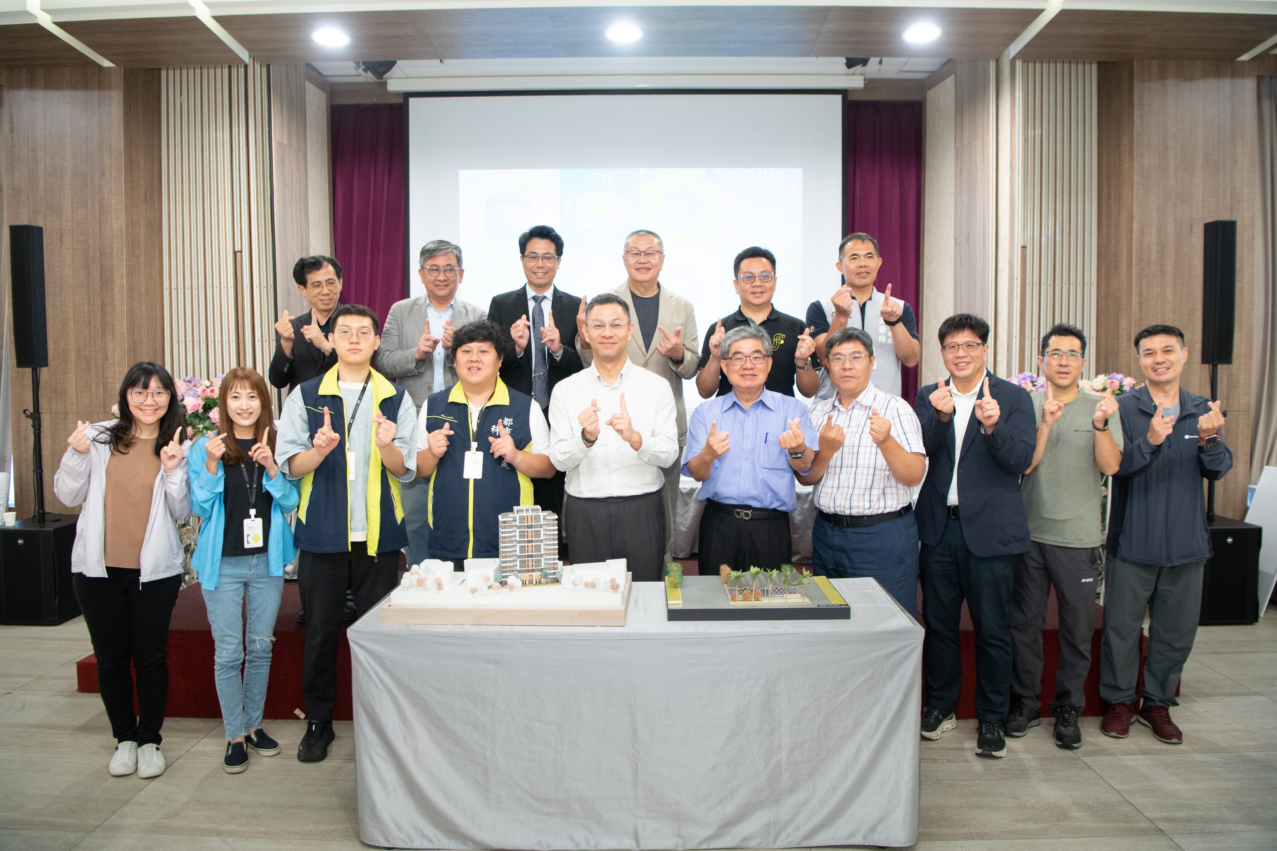 嘉義最具創意建築出爐！嘉大木構校友會館奪「嘉屋」首獎、後庄住宅獲特別獎