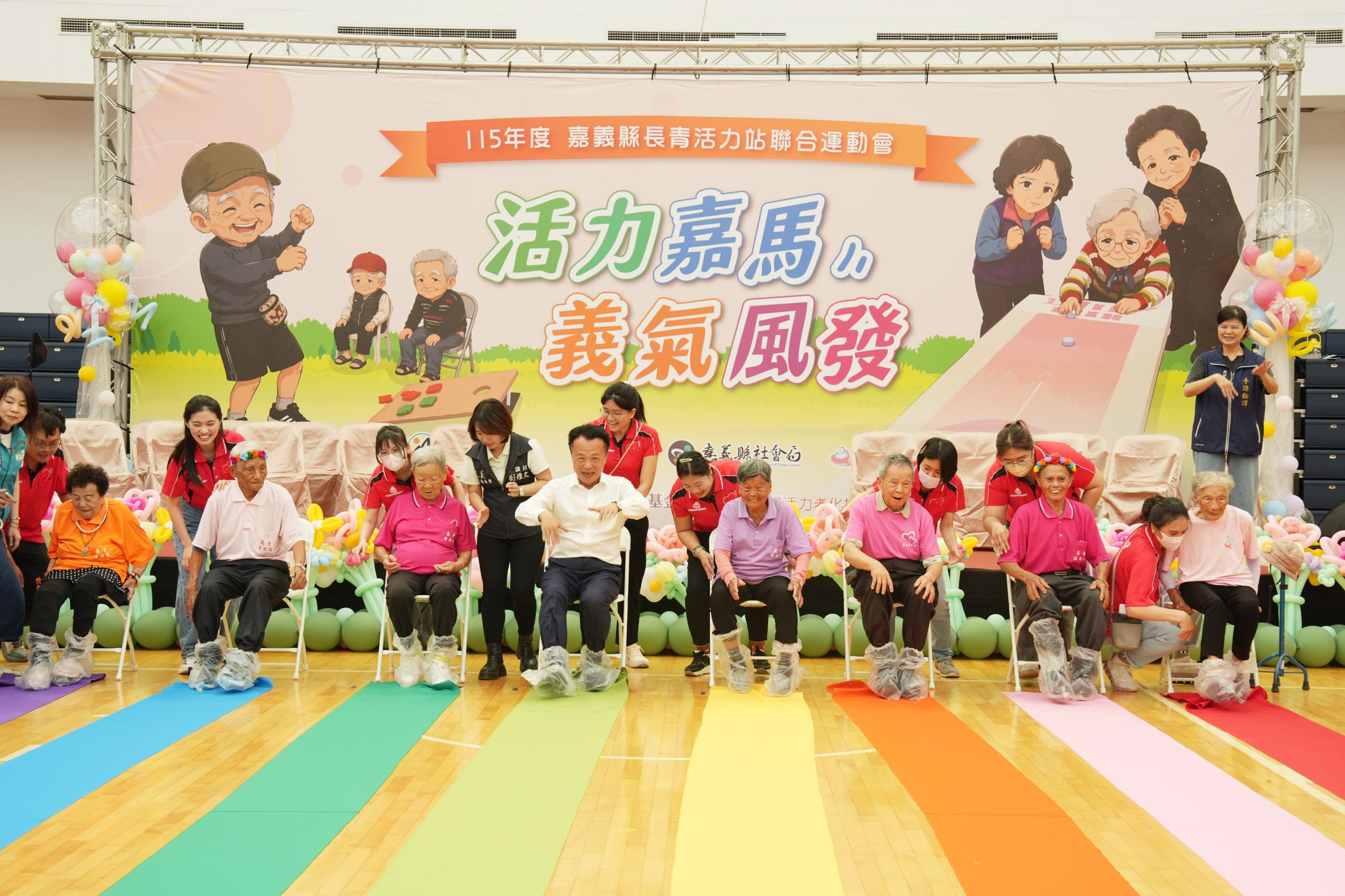 全縣最大銀髮同學會！嘉義長青運動會　100歲阿嬤圓夢出賽