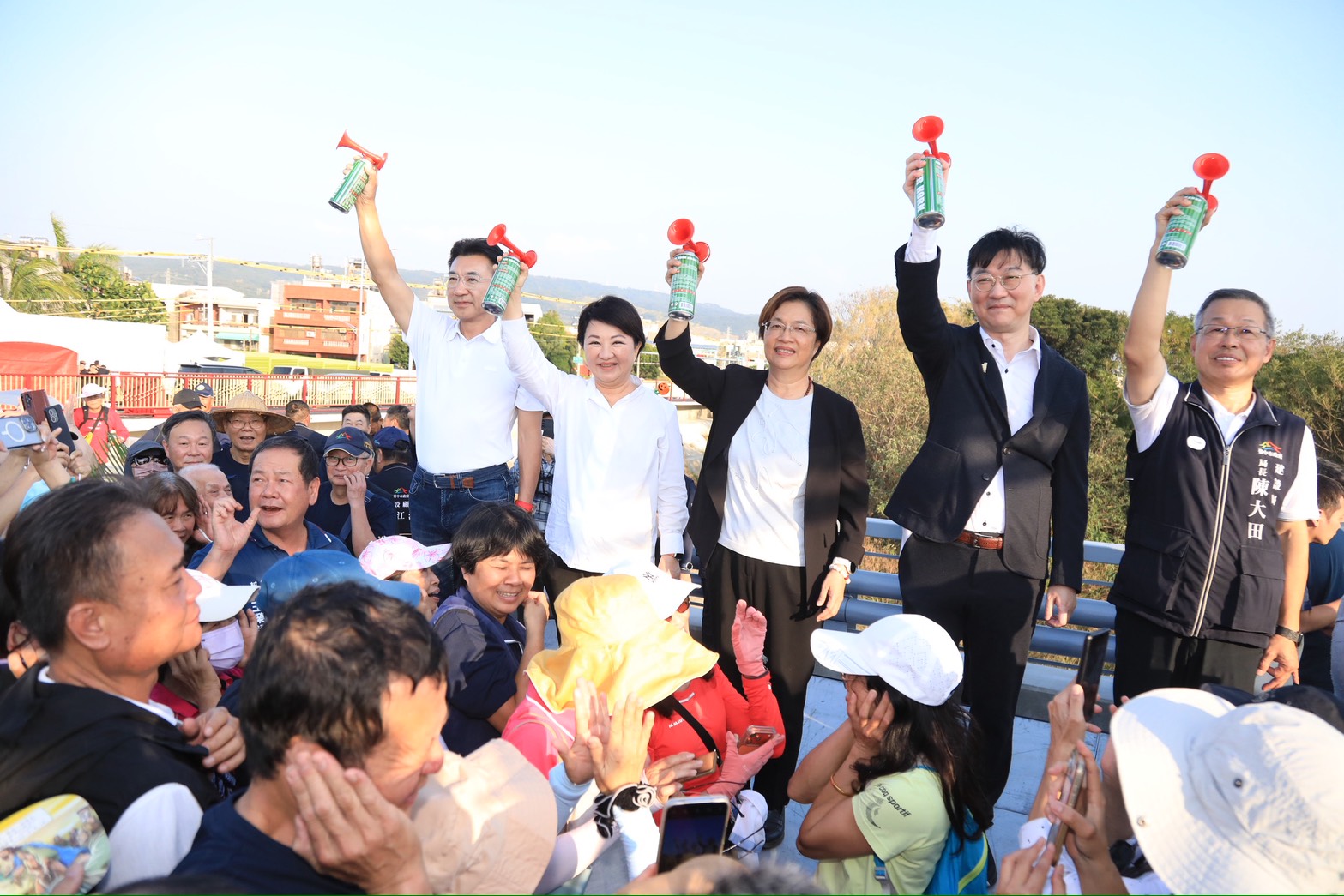 期盼20年終實現！　「大肚和美橋」通車 盧市長兌現承諾：台中通彰化僅需3分鐘
