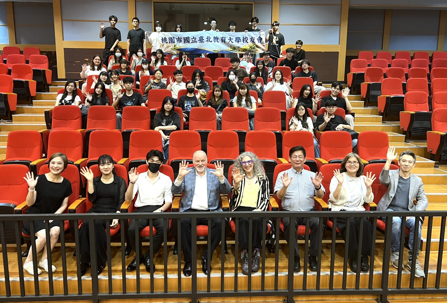 與大師有約國際大提琴名師 Eric Wilson來台 親授臺北、桃園音樂學子 與大師有約國際大提琴名師 Eric Wilson來台 親授臺北、桃園音樂學子