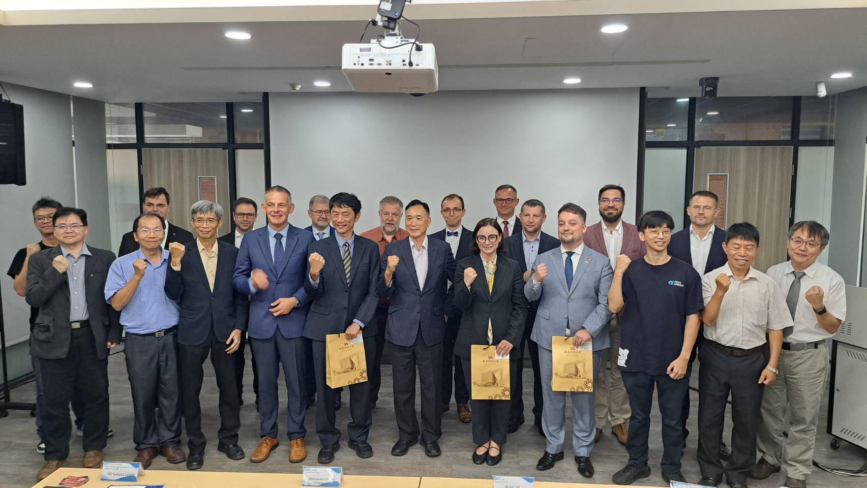 南臺科大舉辦第五屆台波電力電子論壇　聚焦AI資料中心、能源轉型與產業合作