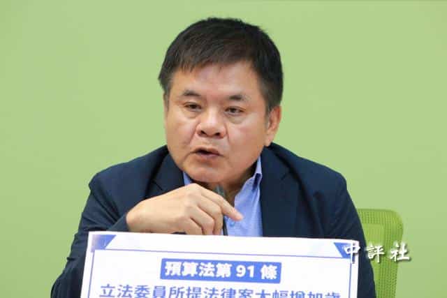沈伯洋民調輾壓蔣萬安　莊瑞雄：別那麼開心