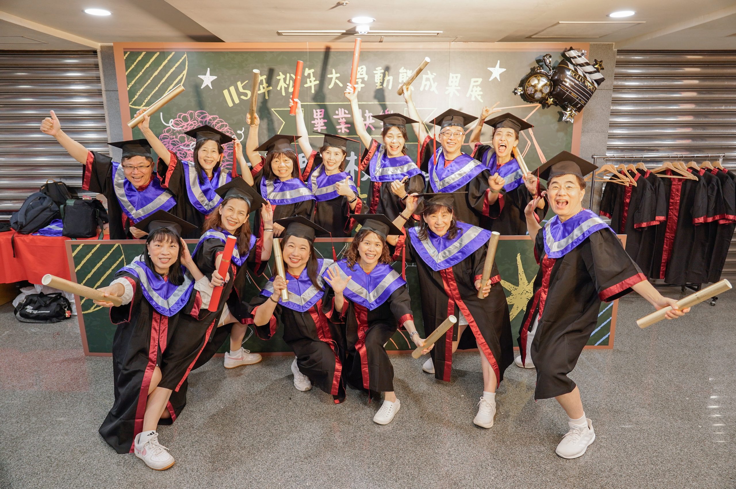 新北市松年大學成果展嗨翻天　侯友宜：年底退休後也要壯出自己的青銀人生
