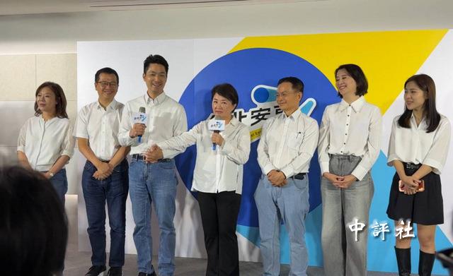 怎麼還人情?盧秀燕拉蔣萬安手搶答 怎麼還人情?盧秀燕拉蔣萬安手搶答