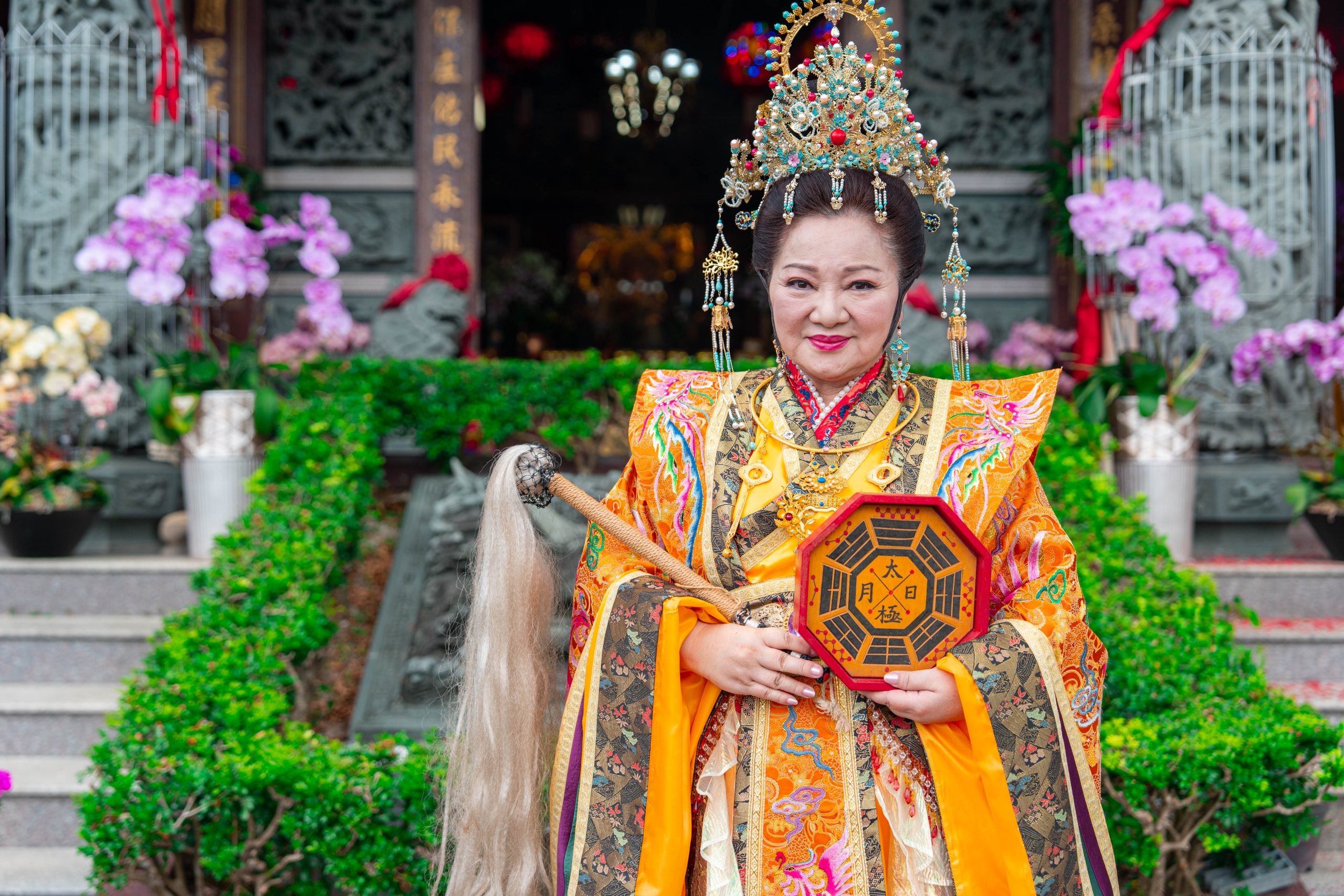白冰冰跨刀出巡《戲說台灣》因敬畏神明一度婉拒 麻將卻連輸幾天 最後決定「奉旨下凡」