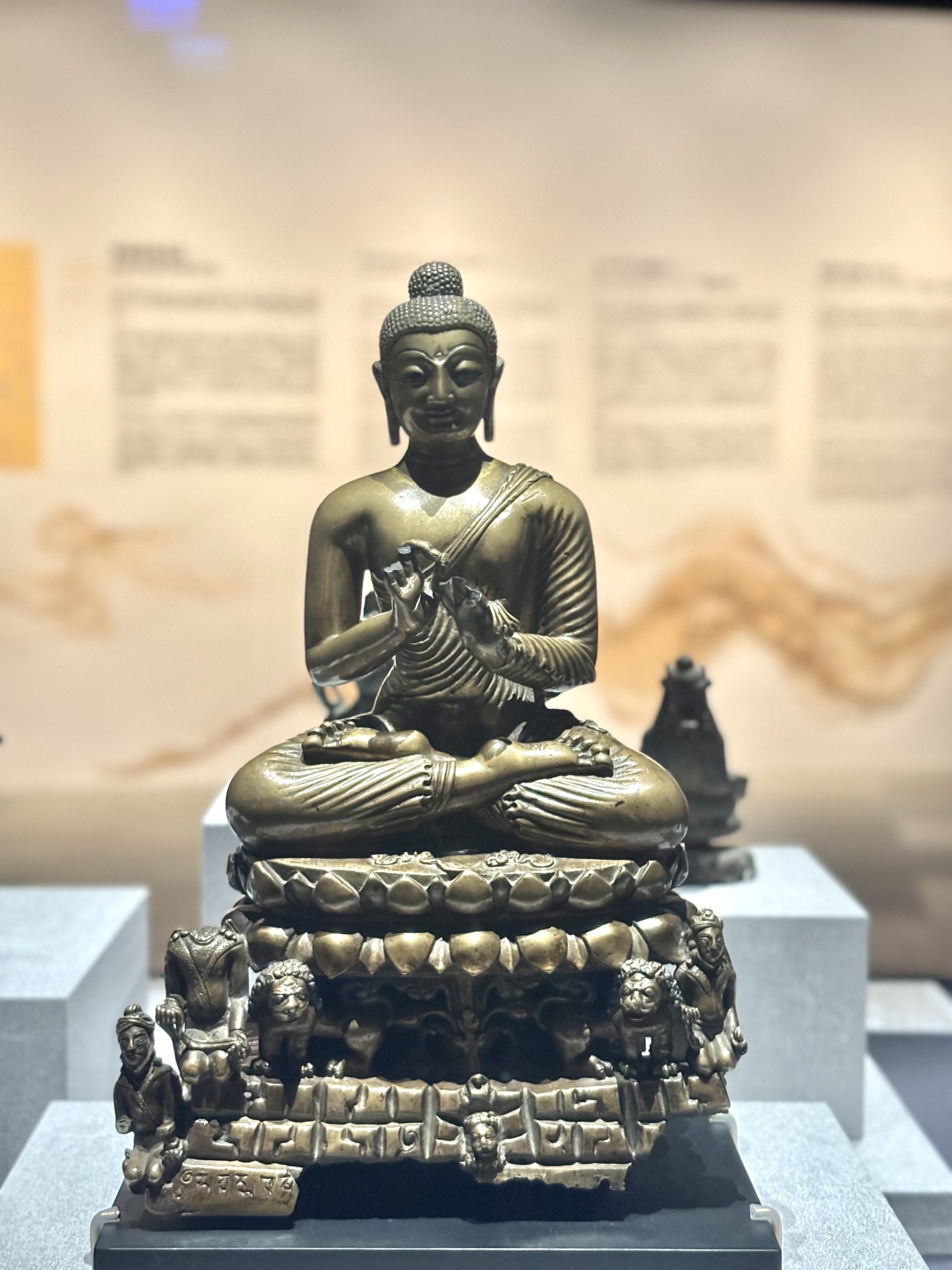 故宮南院「喜瑪拉雅月」特展登場　160件國寶級文物帶你穿越千年藝術旅程