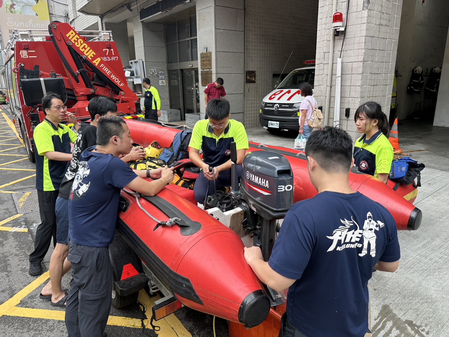 強颱薔琵逼近　基隆消防局全市9分隊整備防汛裝備