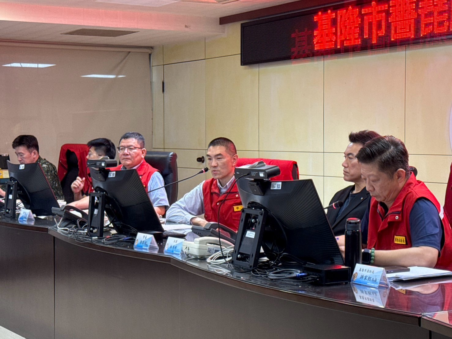 謝國樑主持薔琵颱風災後復原會議　力拚上班日前修復回歸正常