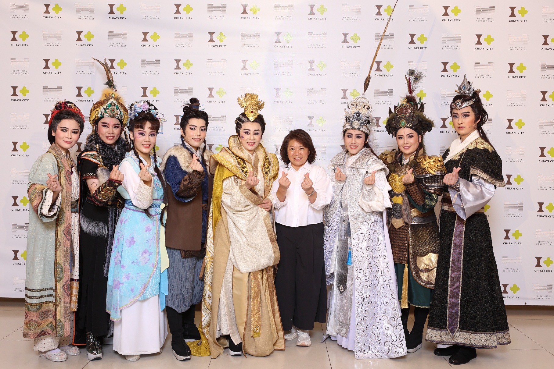明華園《皇昭令》嘉市全球首演連兩天滿座　孫翠鳳熱喊「我愛嘉義市」