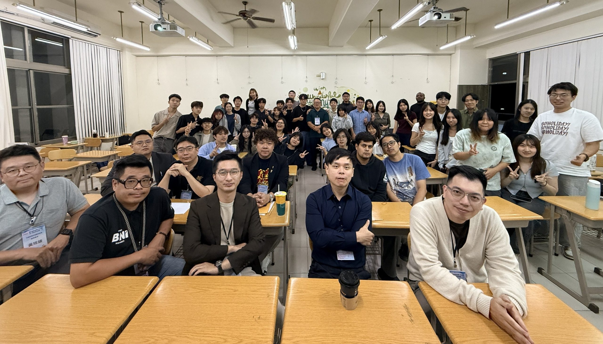 暨大匯聚跨領域業師打造創業人才培育平台　實戰營隊助學生接軌U-start創業計畫