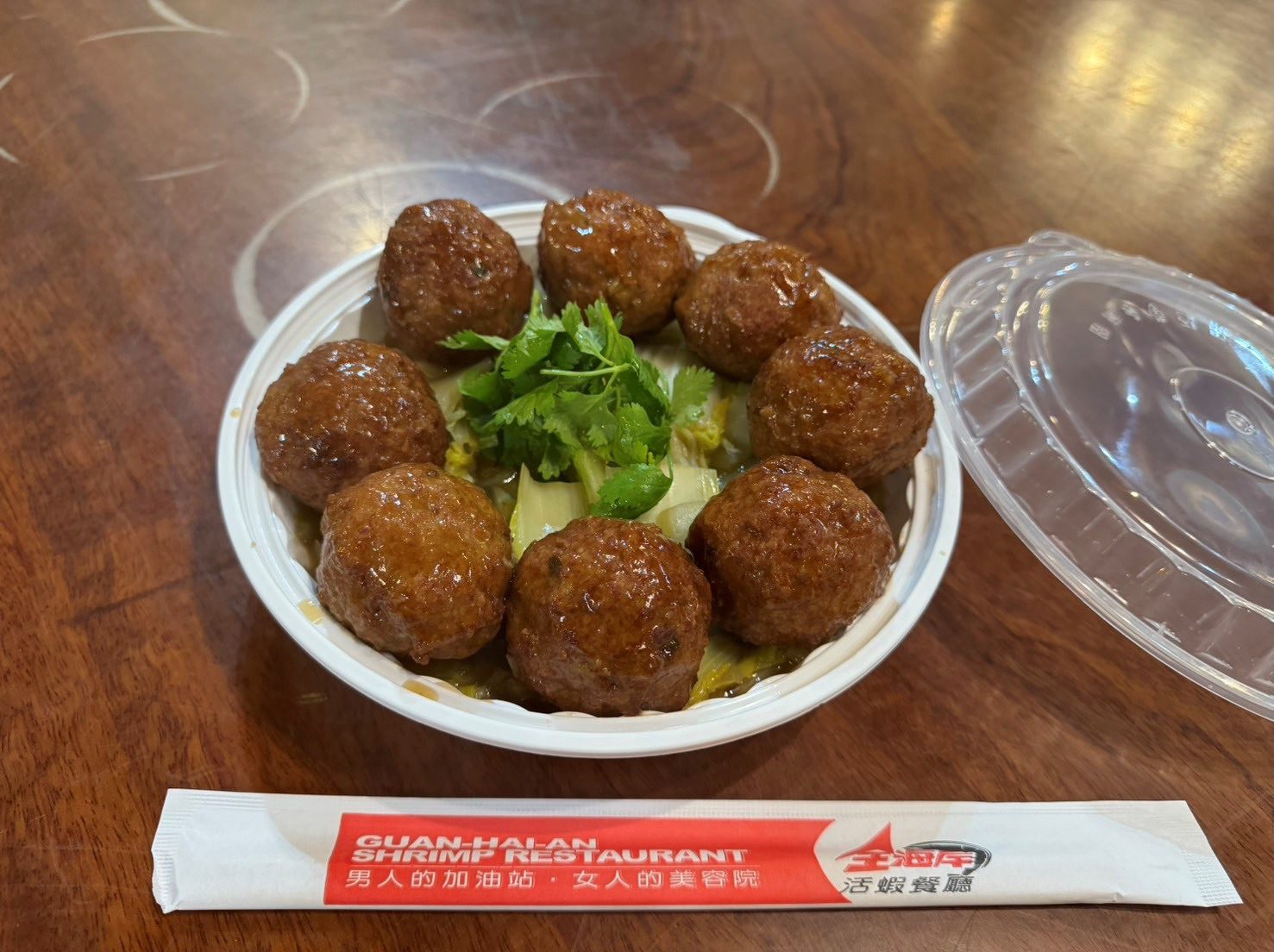 全海岸活蝦餐廳推年菜 紅燒獅子頭、滷豬腳美味上桌 全海岸活蝦餐廳推年菜 紅燒獅子頭、滷豬腳美味上桌
