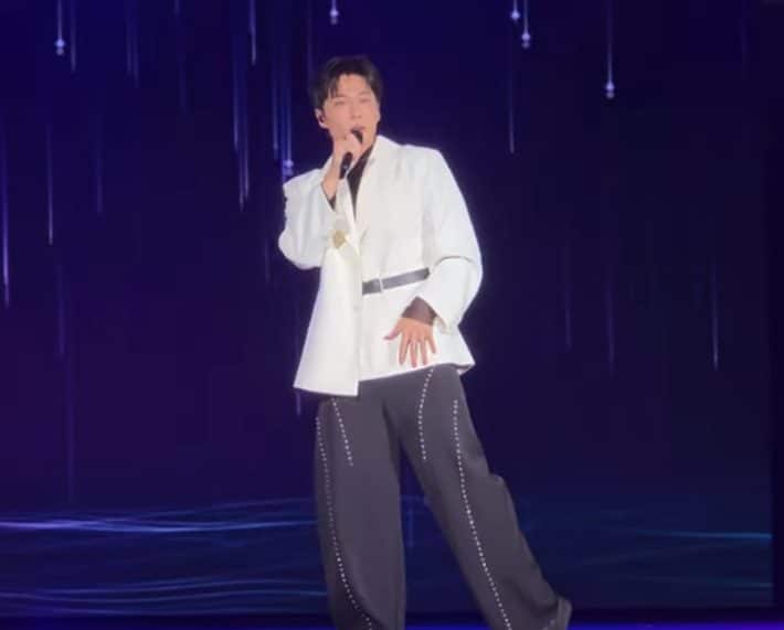 新北耶誕城演唱會／李東軒帶來深情金曲　其中〈糾結了〉致敬偶像周杰倫　渾厚嗓音征服台下歌迷