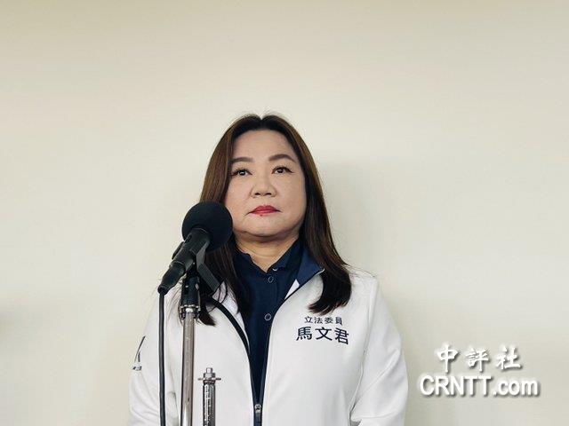 藍委轟中選會校正回歸連署書　自甘墮落