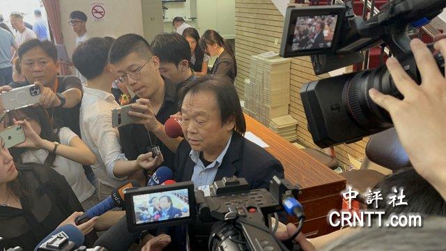 王世堅促柯建銘辭總召　應得的懲罰