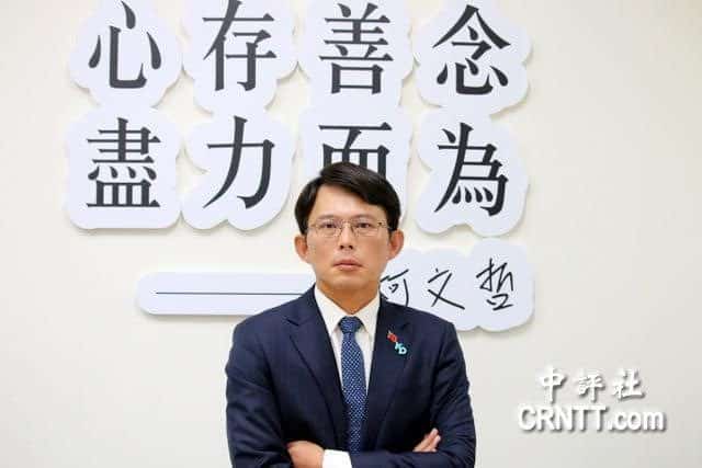 號召小草集結接柯文哲　黃國昌盼明律見說服柯交保