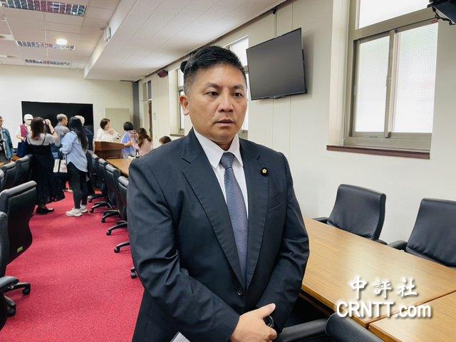 網紅館長陳之漢宣布赴陸探訪　青鳥圍剿　藍委聲援:追求兩岸和平不該被戴紅帽子