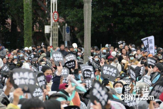 陳佩琪、柯美蘭喊讓柯文哲回家盡孝　台上台下哭成一團