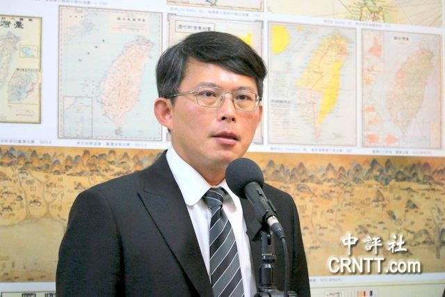 黃國昌遭列被告　怒嗆人民不會噤聲