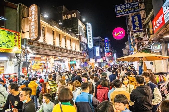 逛嘉義文化路夜市車停西市場　安心旅遊、好停車、好吃好買