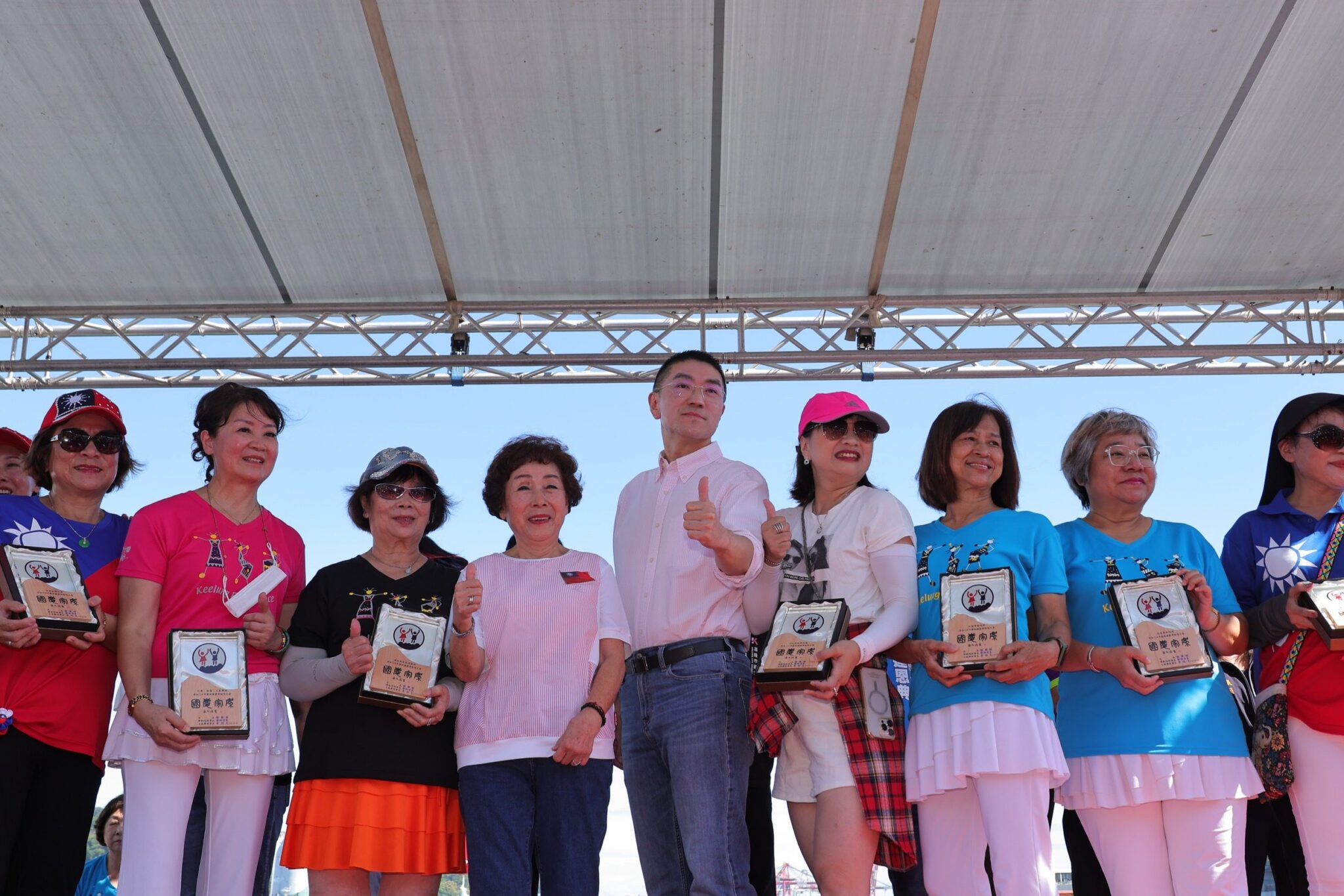 謝國樑出席海洋廣場雙十慶典　與基隆市民同歡祝中華民國生日快樂